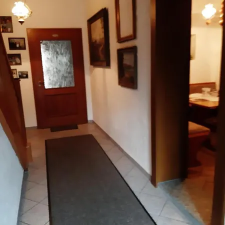 Garni Wauer Hotel *